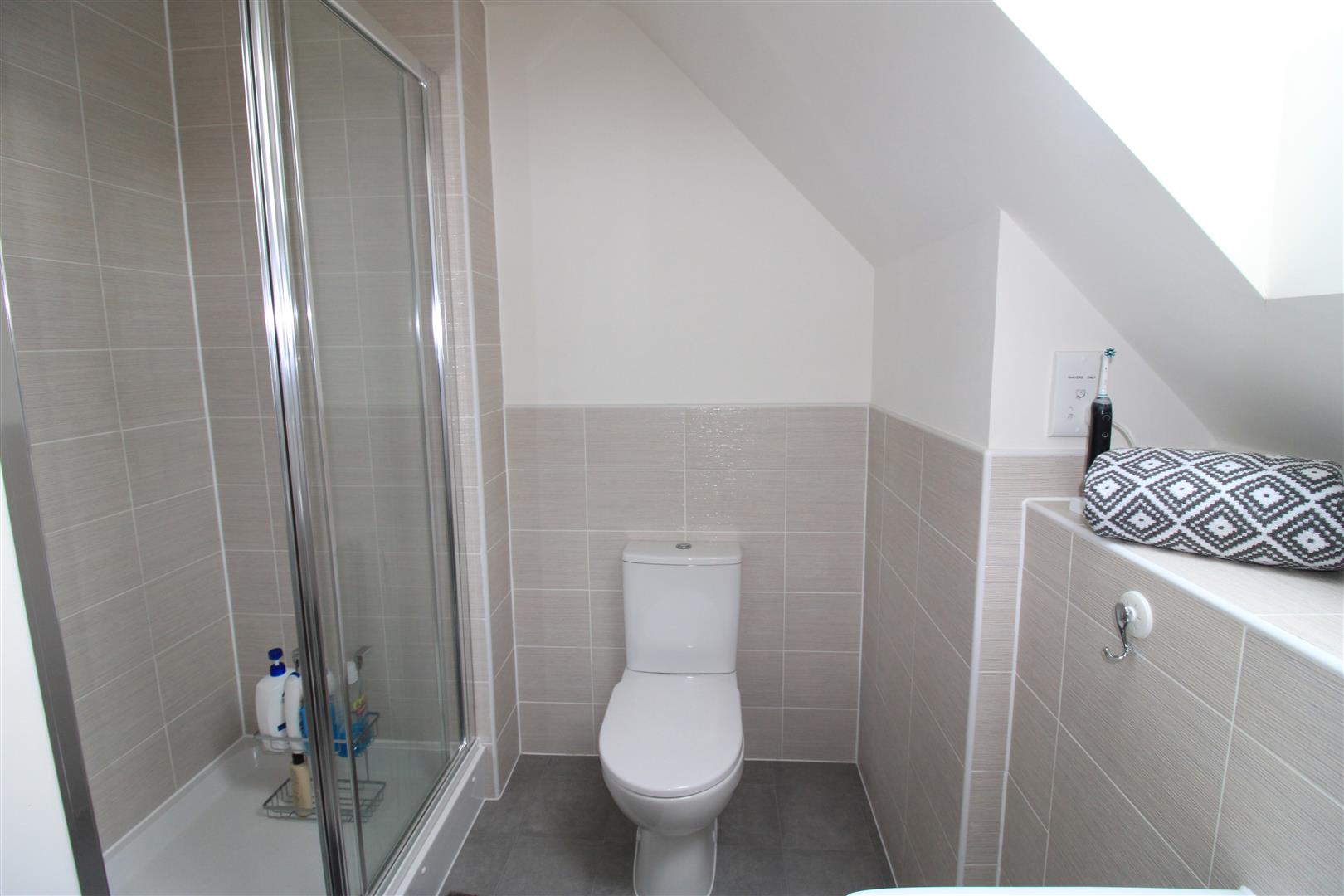 129 Gardeners Place, Shrewsbury, SY2 6FH Let Agreed